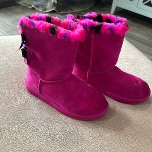 Size 7 Pink Ugg Boots